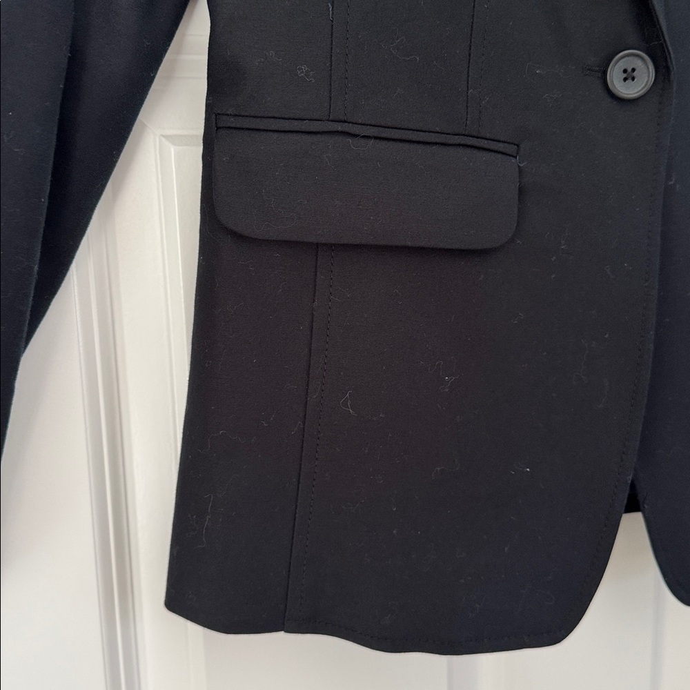 Banana Republic Women's Classic Black Blazer Size: 10 NWOT ✨ - Picture 4 of 5